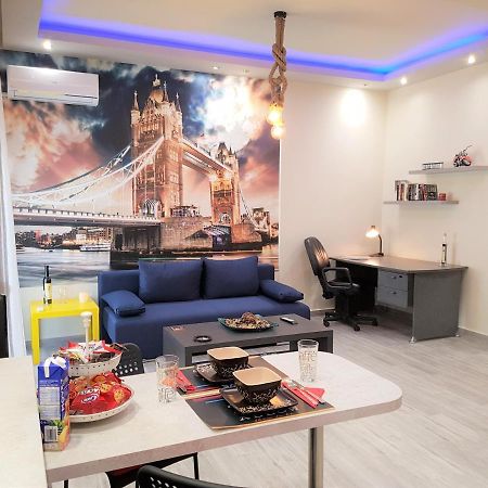 Betty'S Central Suite Александруполис Екстериор снимка