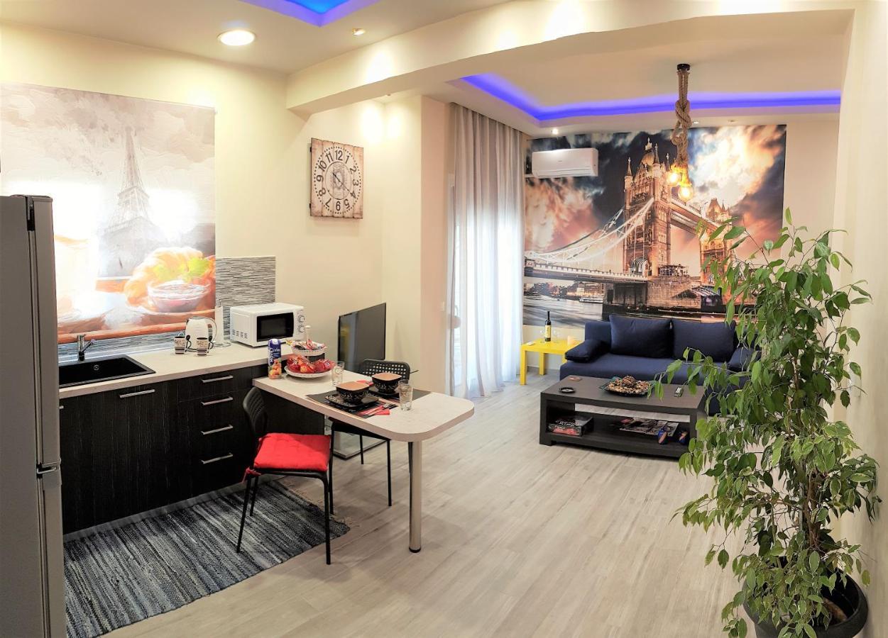 Betty'S Central Suite Александруполис Екстериор снимка